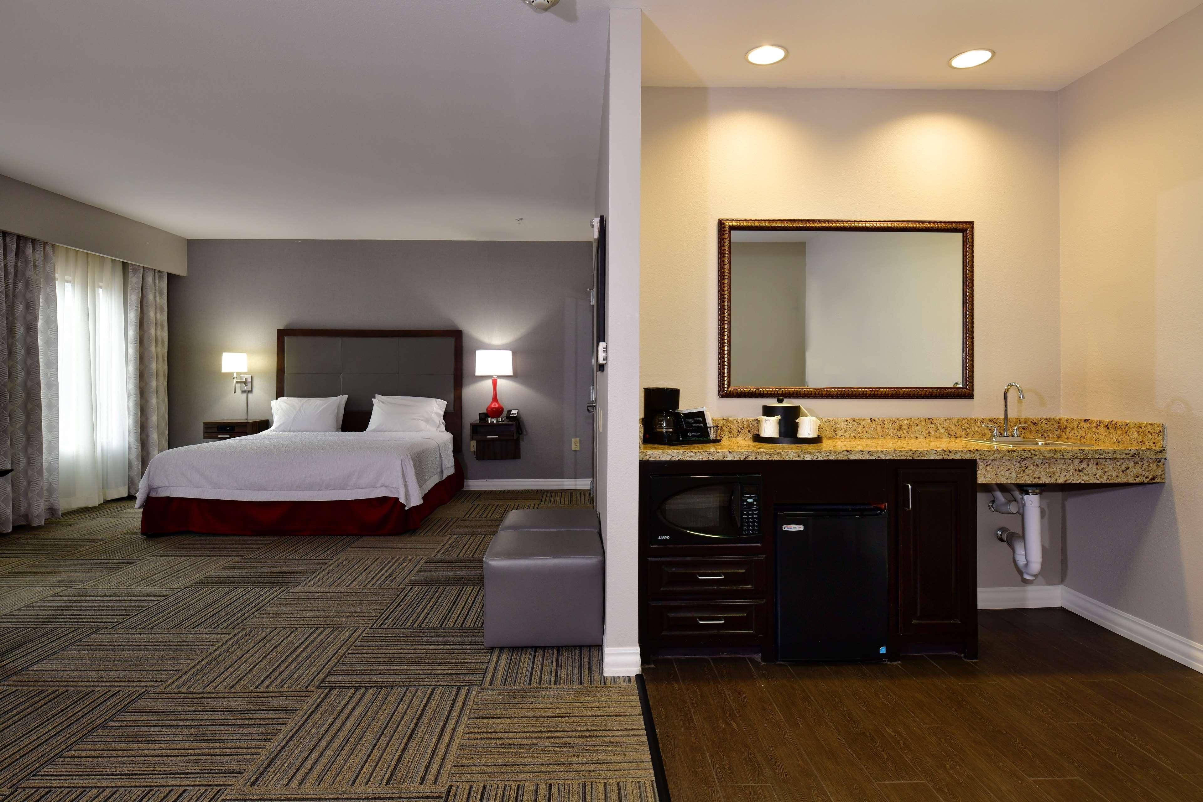 Hampton Inn & Suites Фредериксбург Екстериор снимка