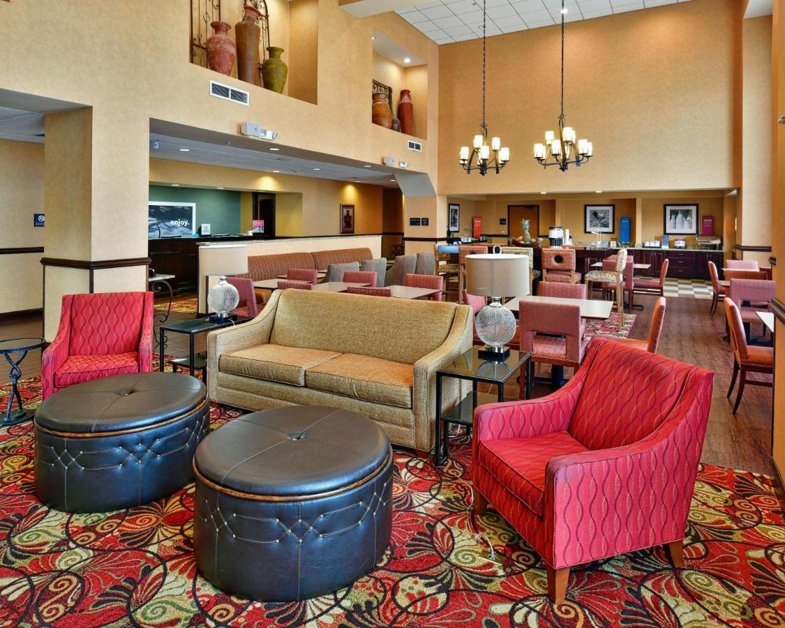 Hampton Inn & Suites Фредериксбург Екстериор снимка